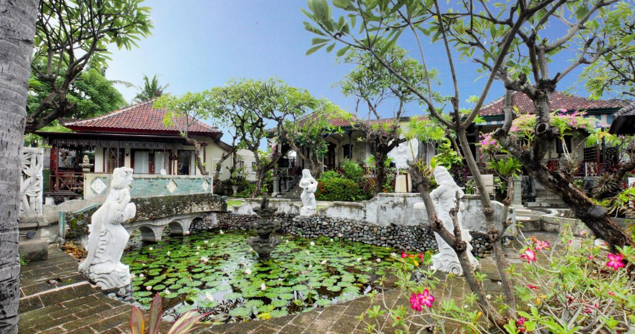 Bali Taman Beach Resort & Spa Lovina Pabean Buleleng Exteriör bild