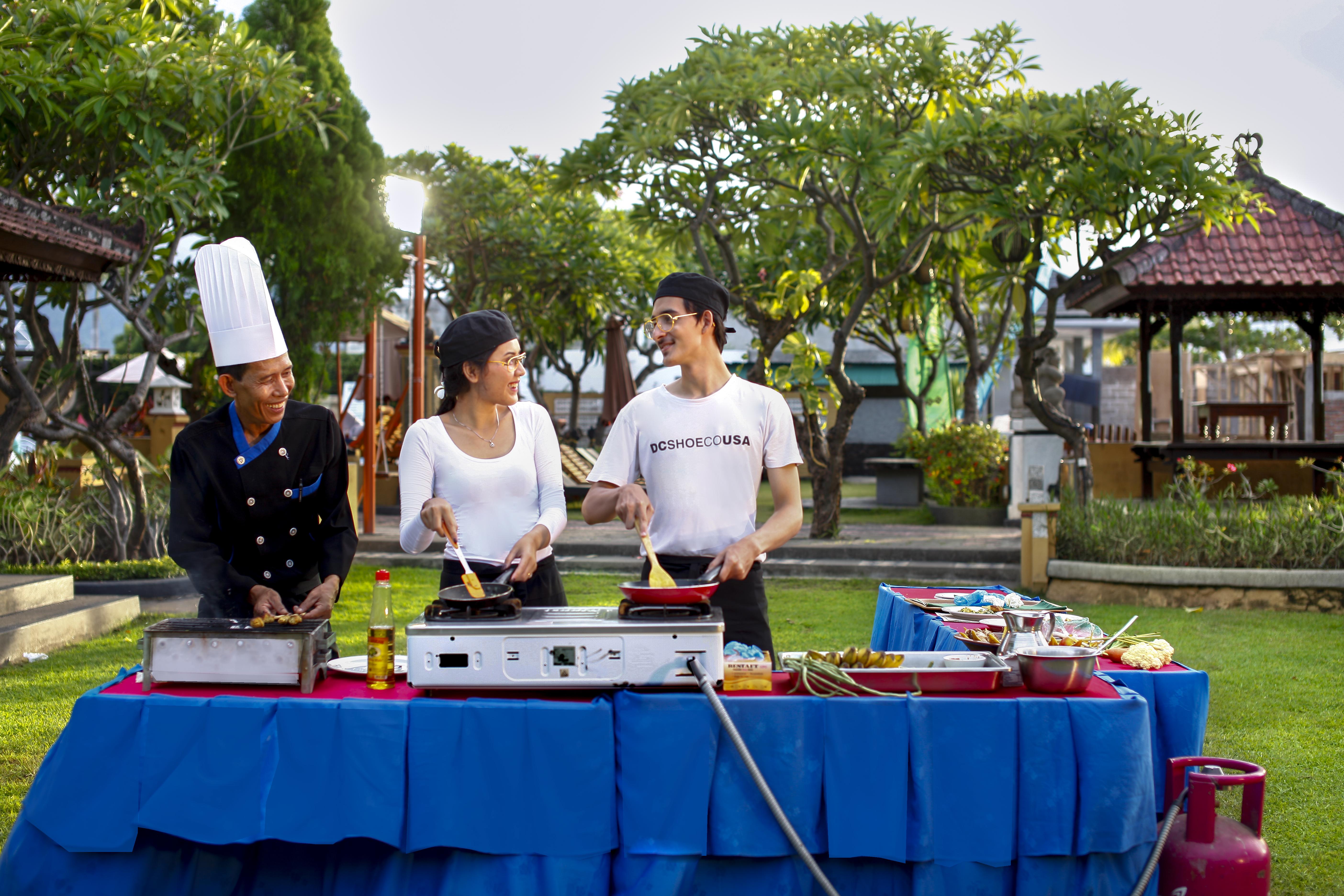 Bali Taman Beach Resort & Spa Lovina Pabean Buleleng Exteriör bild