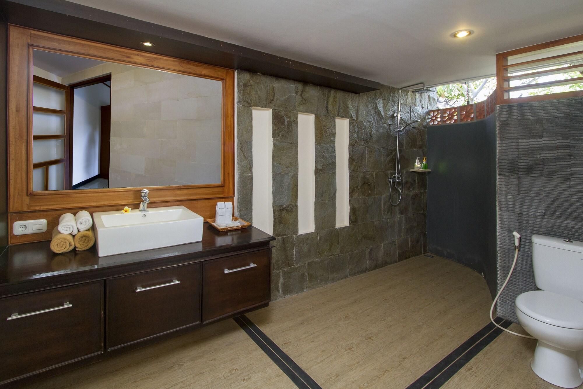 Bali Taman Beach Resort & Spa Lovina Pabean Buleleng Exteriör bild