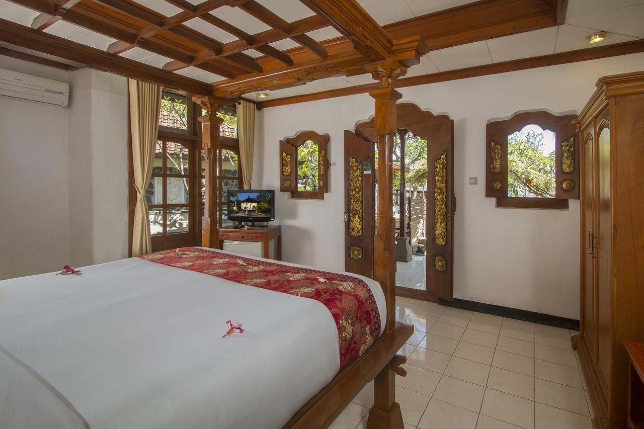 Bali Taman Beach Resort & Spa Lovina Pabean Buleleng Exteriör bild