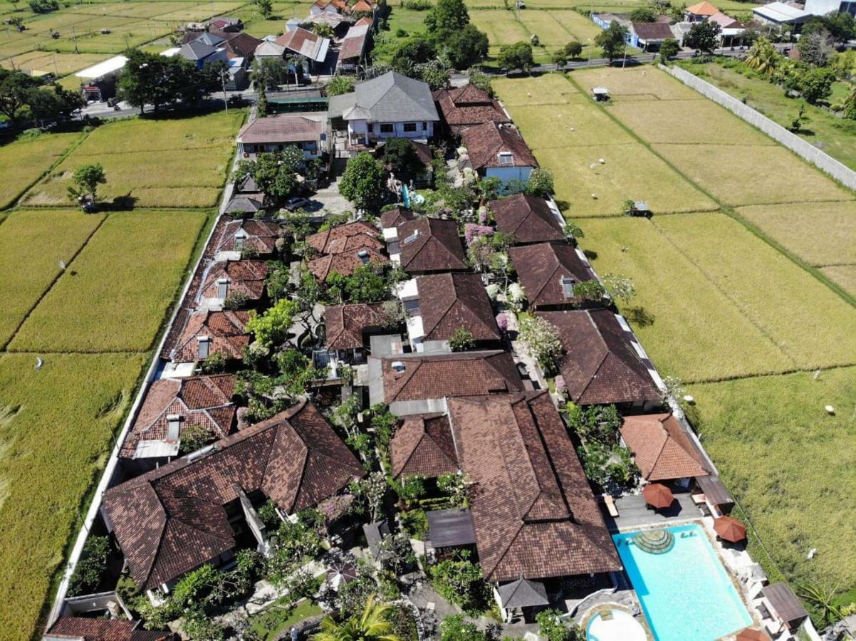 Bali Taman Beach Resort & Spa Lovina Pabean Buleleng Exteriör bild