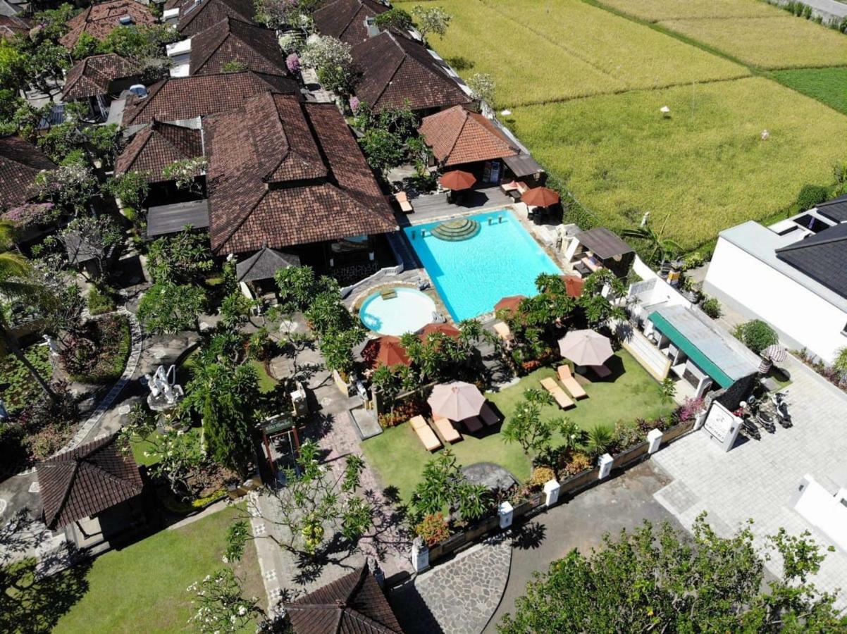 Bali Taman Beach Resort & Spa Lovina Pabean Buleleng Exteriör bild